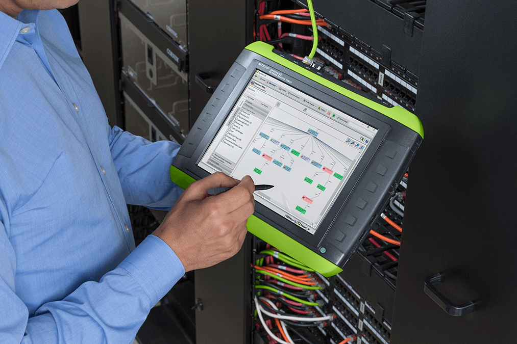 OptiView XG Network Analysis Tablet позволяет пользователям просматривать подробную информацию о конкретных проблемах